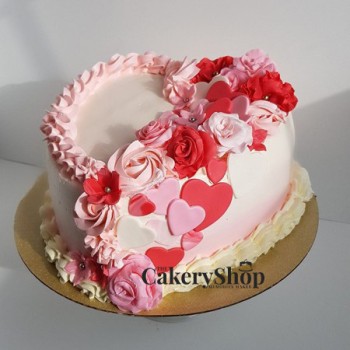 Beautiful Heart Cake